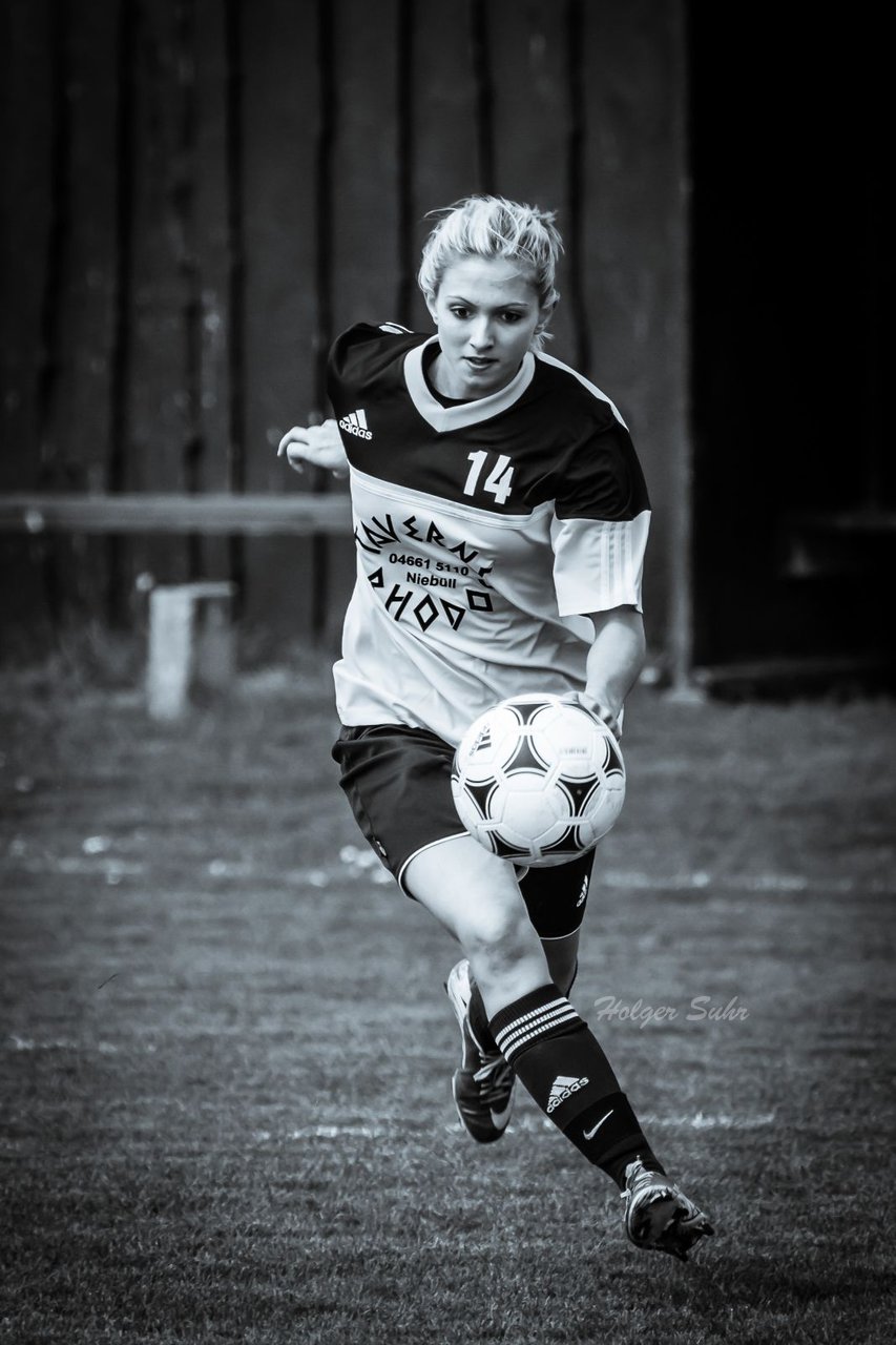 Bild 399 - Frauen SV Frisia 03 Risum Lindholm - Heider SV : Ergebnis: 8:0